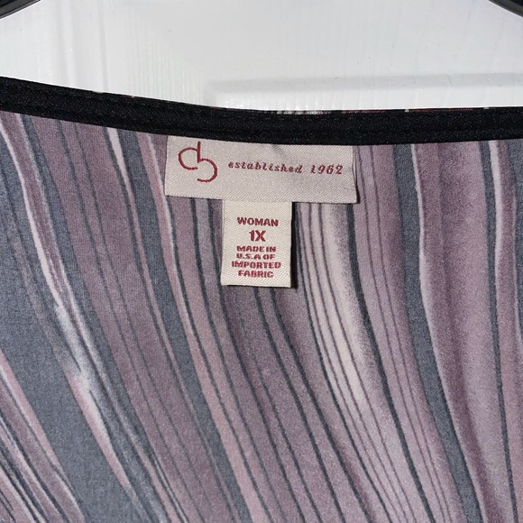 Dress Barn 1XW glittery “v” neck top - Picture 2 of 5